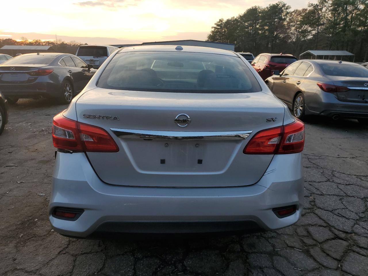 2017 NISSAN SENTRA S - Фото 6