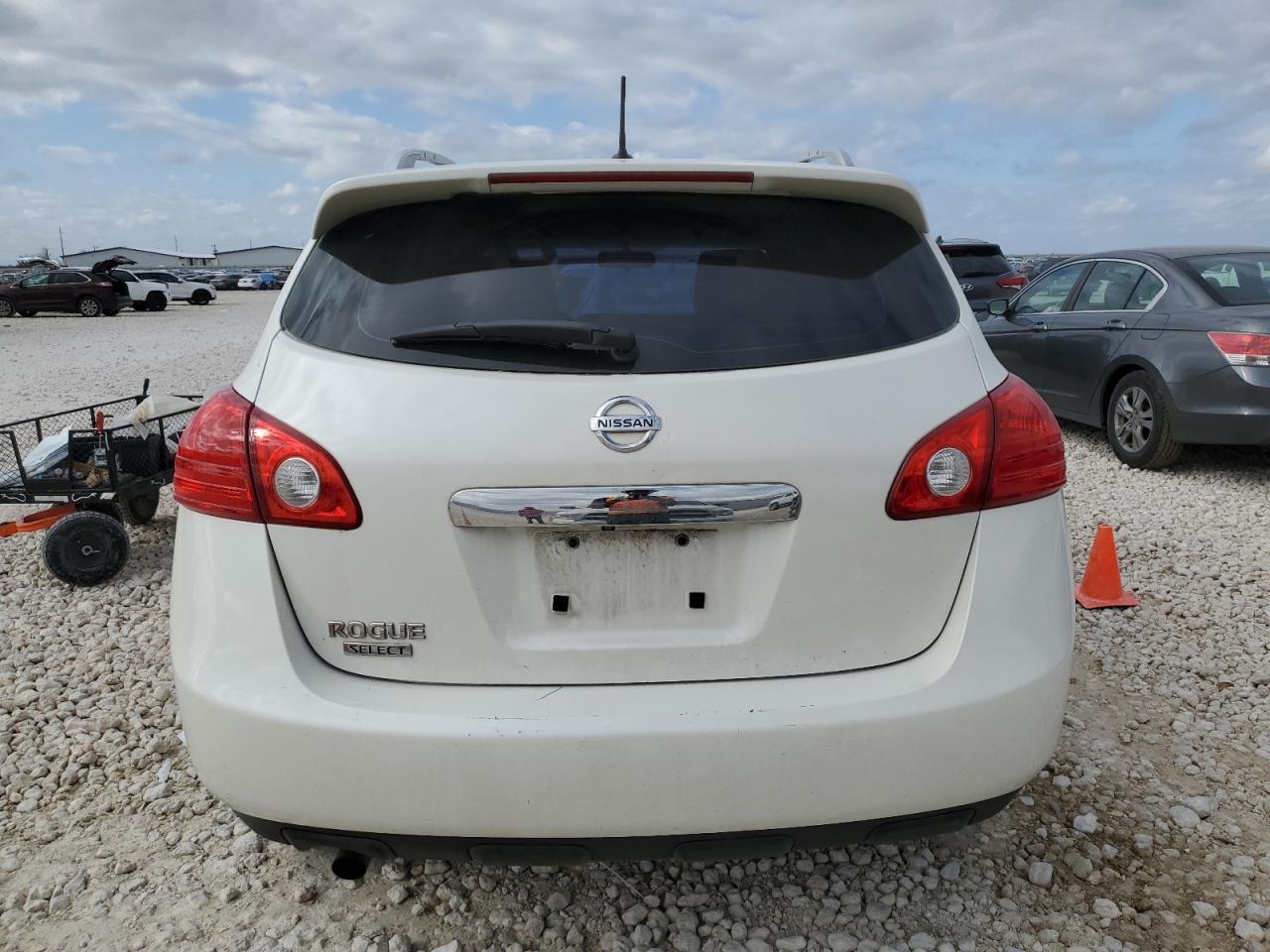2015 NISSAN ROGUE SELE - Image 6