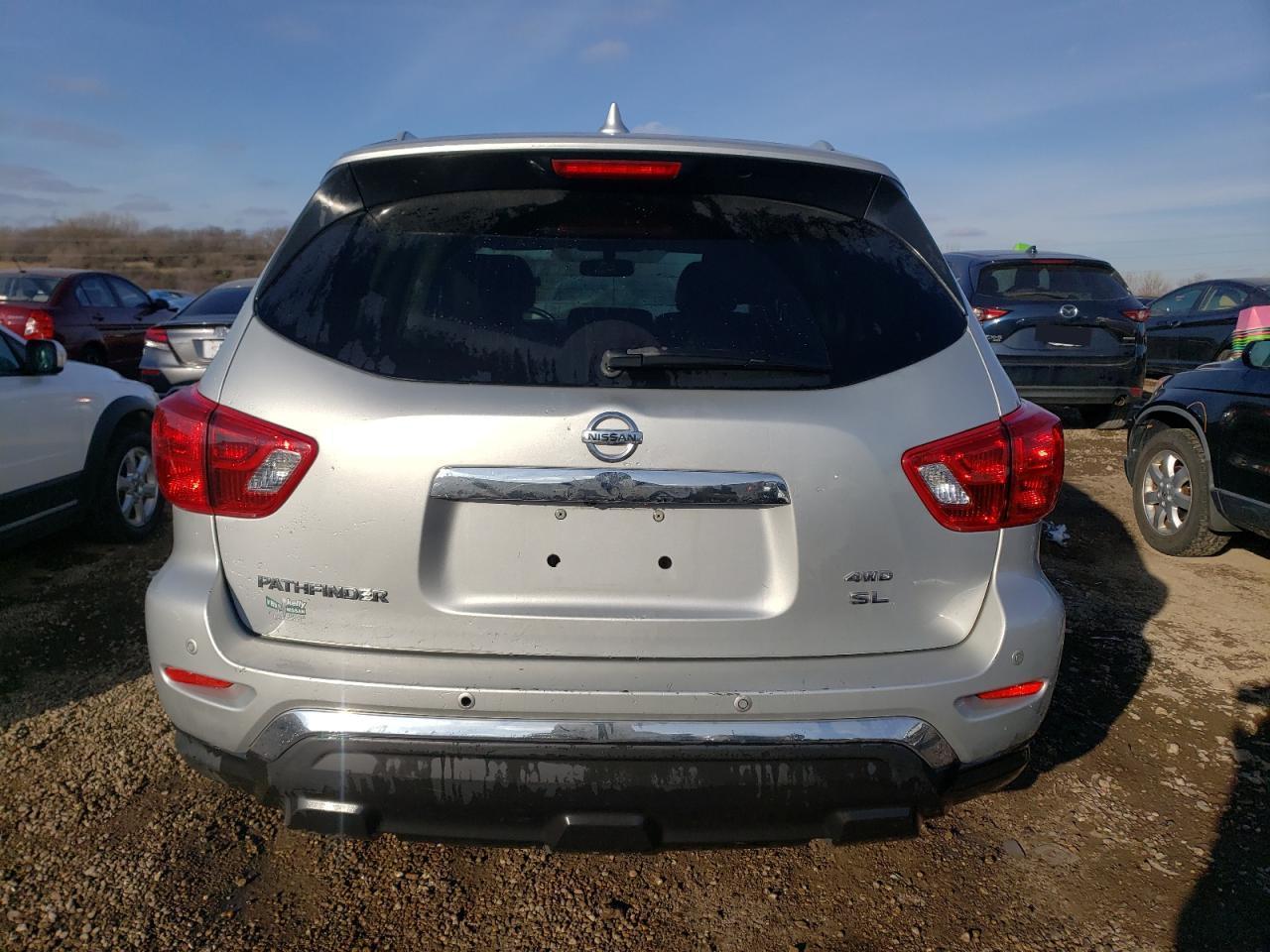 2019 NISSAN PATHFINDER - Image 6
