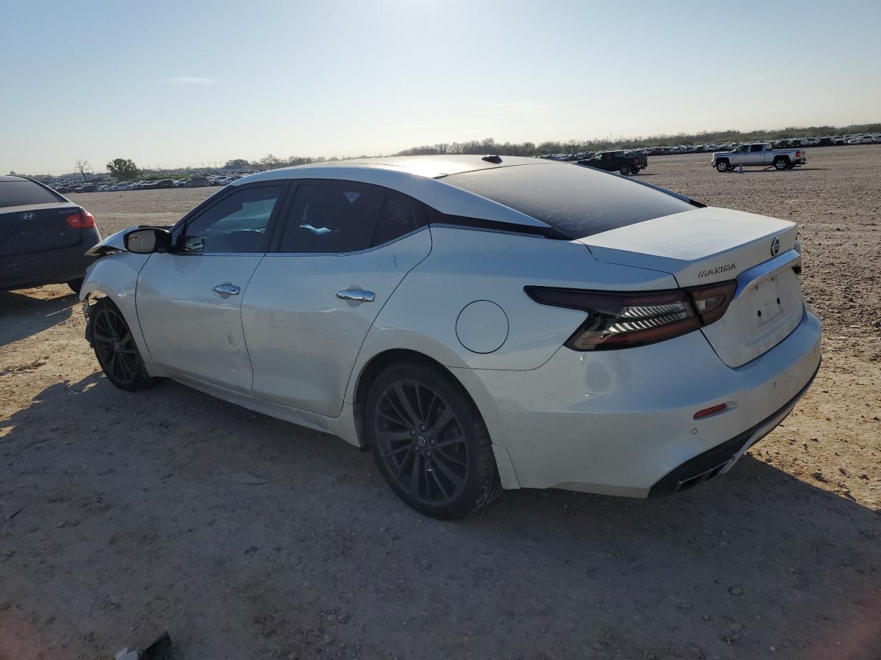 2019 NISSAN MAXIMA S - Фото 2