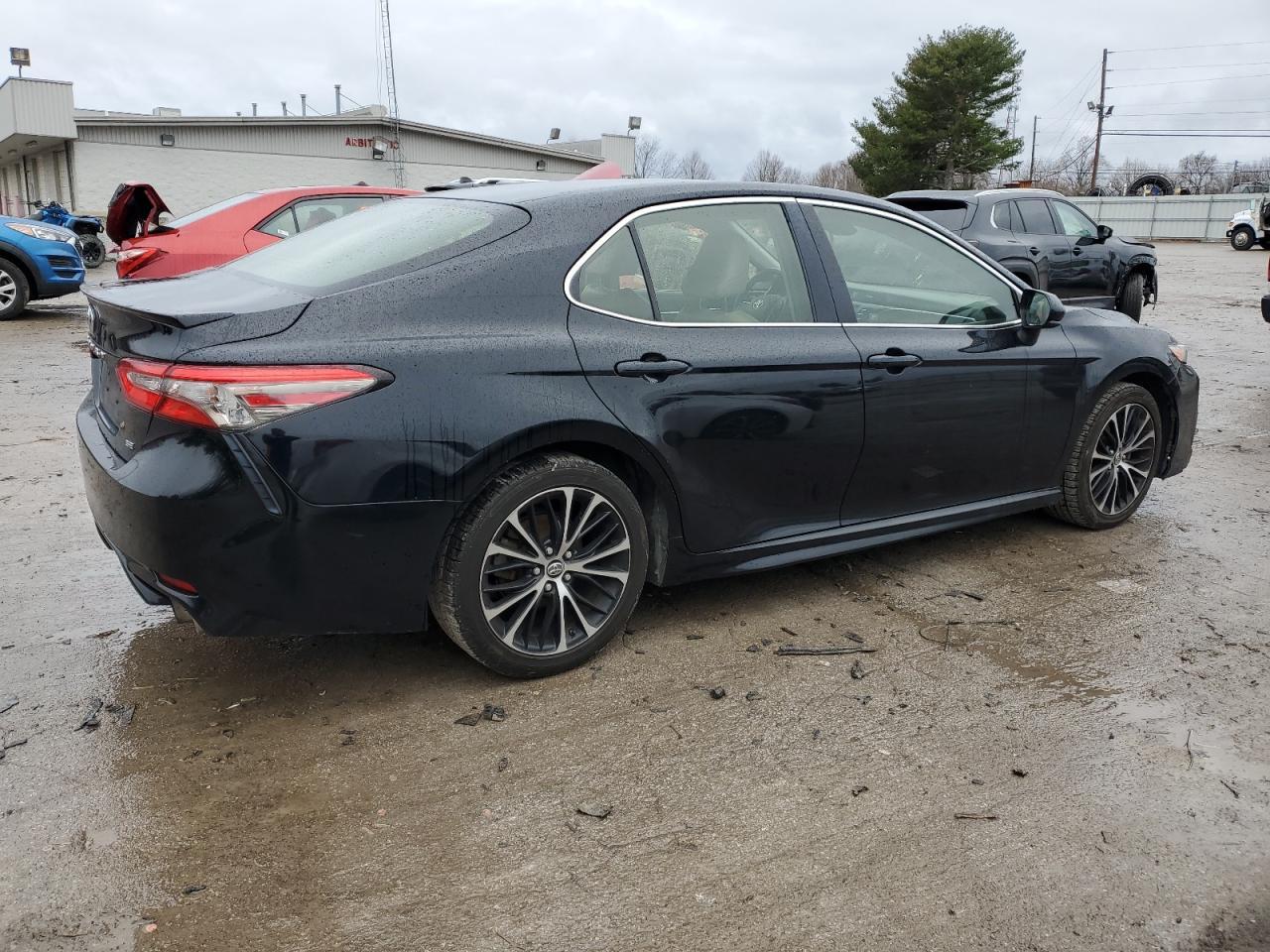 2018 TOYOTA CAMRY L - Image 3