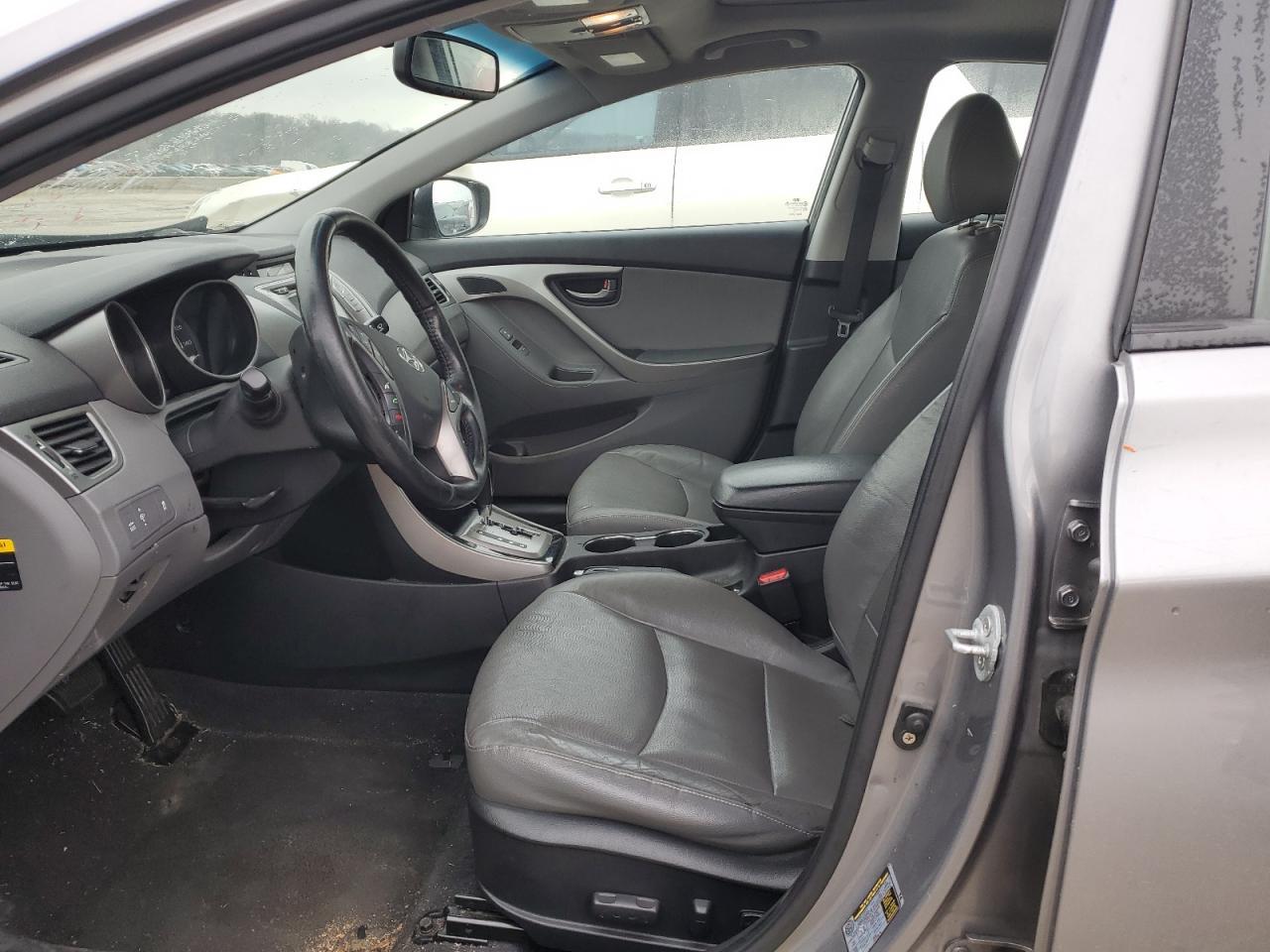 2013 HYUNDAI ELANTRA GL - Image 7