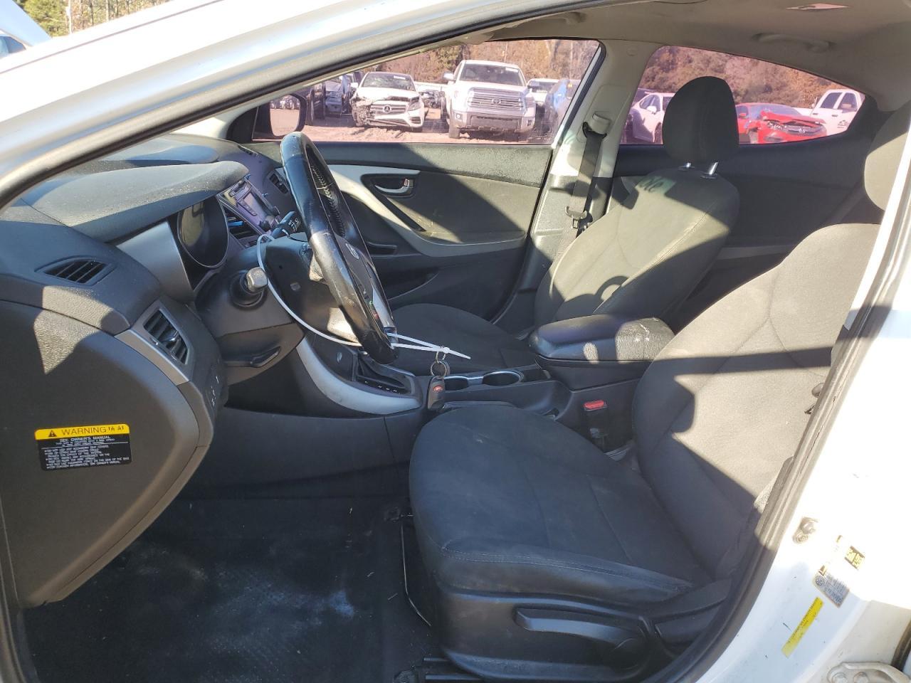 2015 HYUNDAI ELANTRA SE - Фото 7