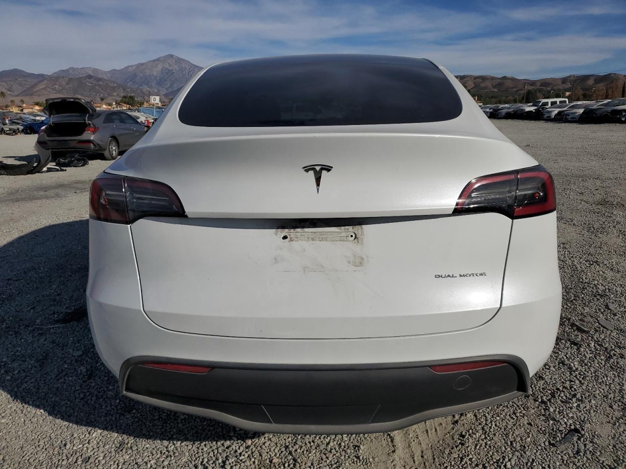 2023 TESLA MODEL Y - Фото 6