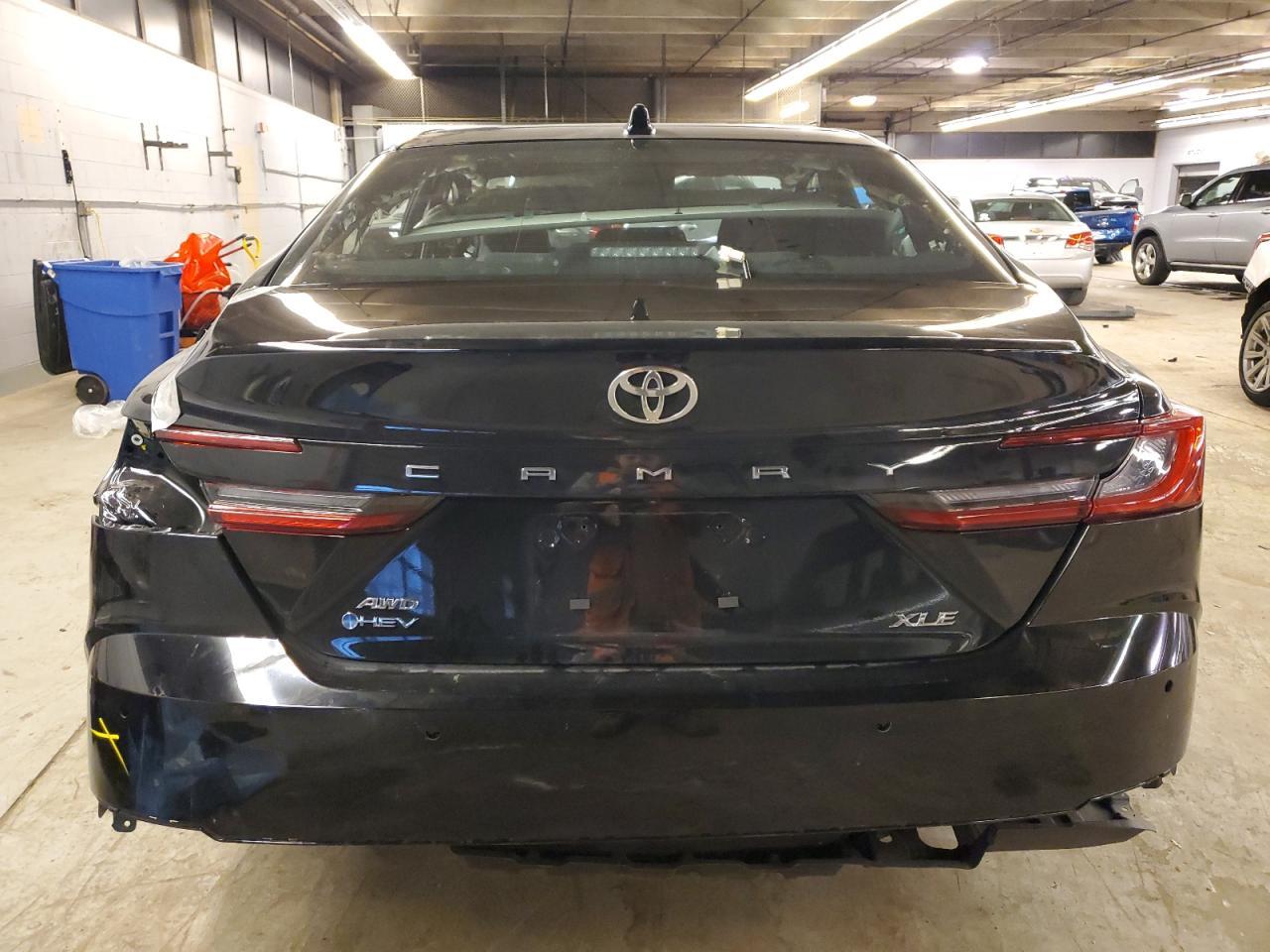 2025 TOYOTA CAMRY XSE - Image 6