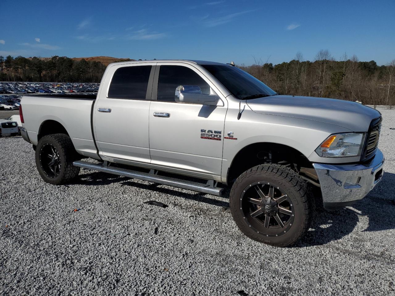 2017 RAM 2500 SLT - Image 4