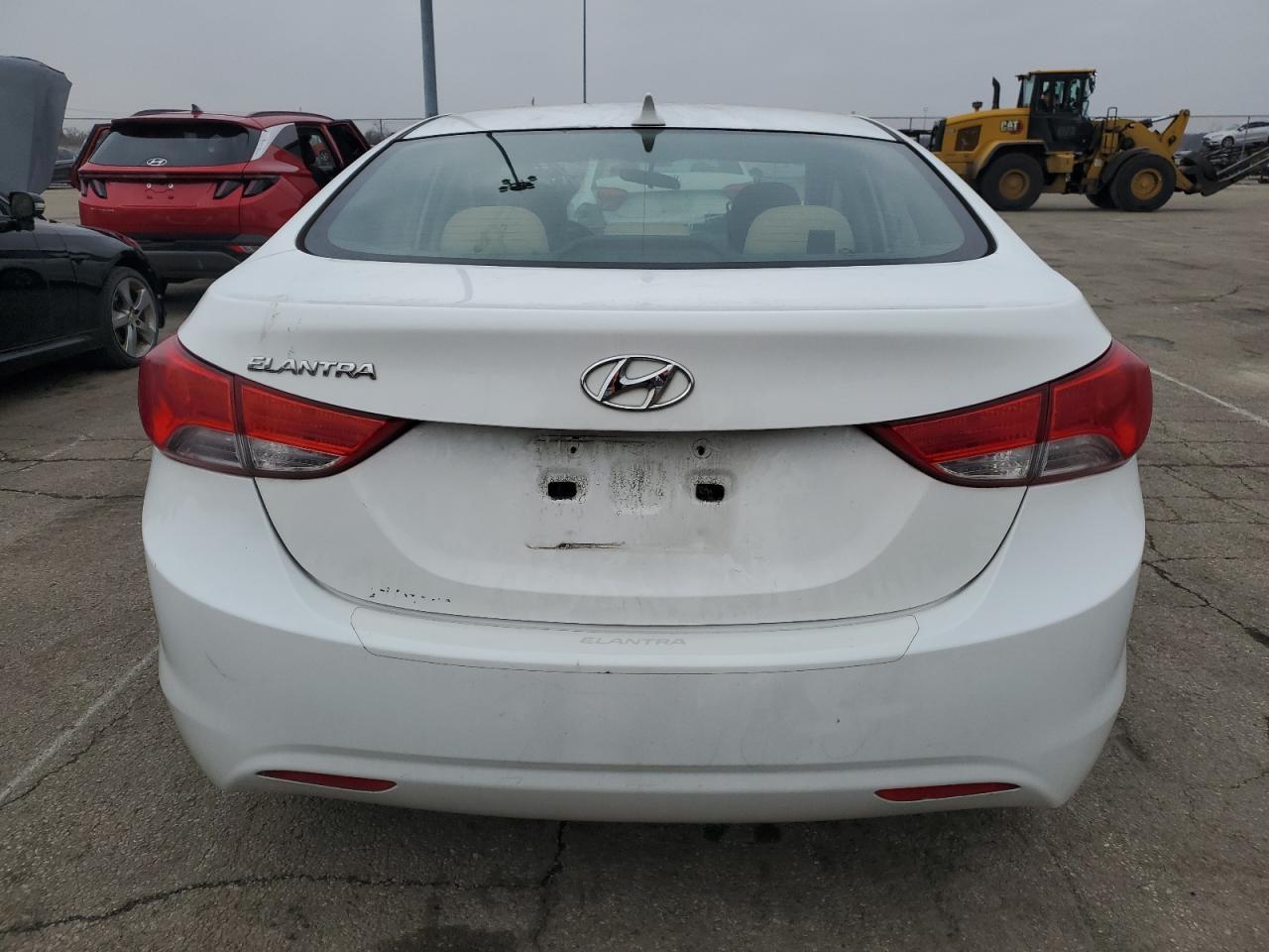 2013 HYUNDAI ELANTRA GL - Image 6