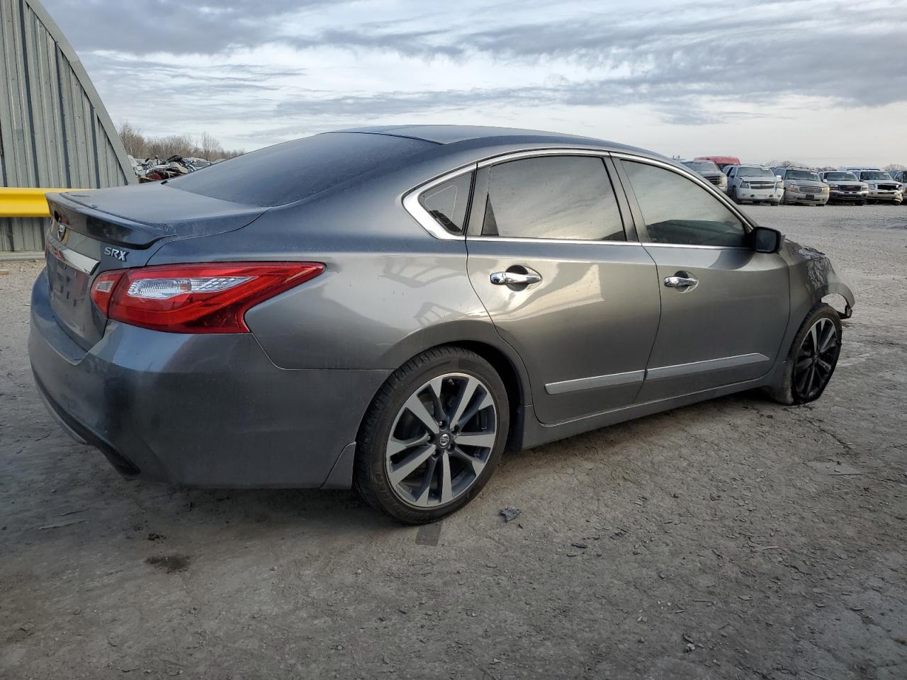 2016 NISSAN ALTIMA 2.5 - Фото 3