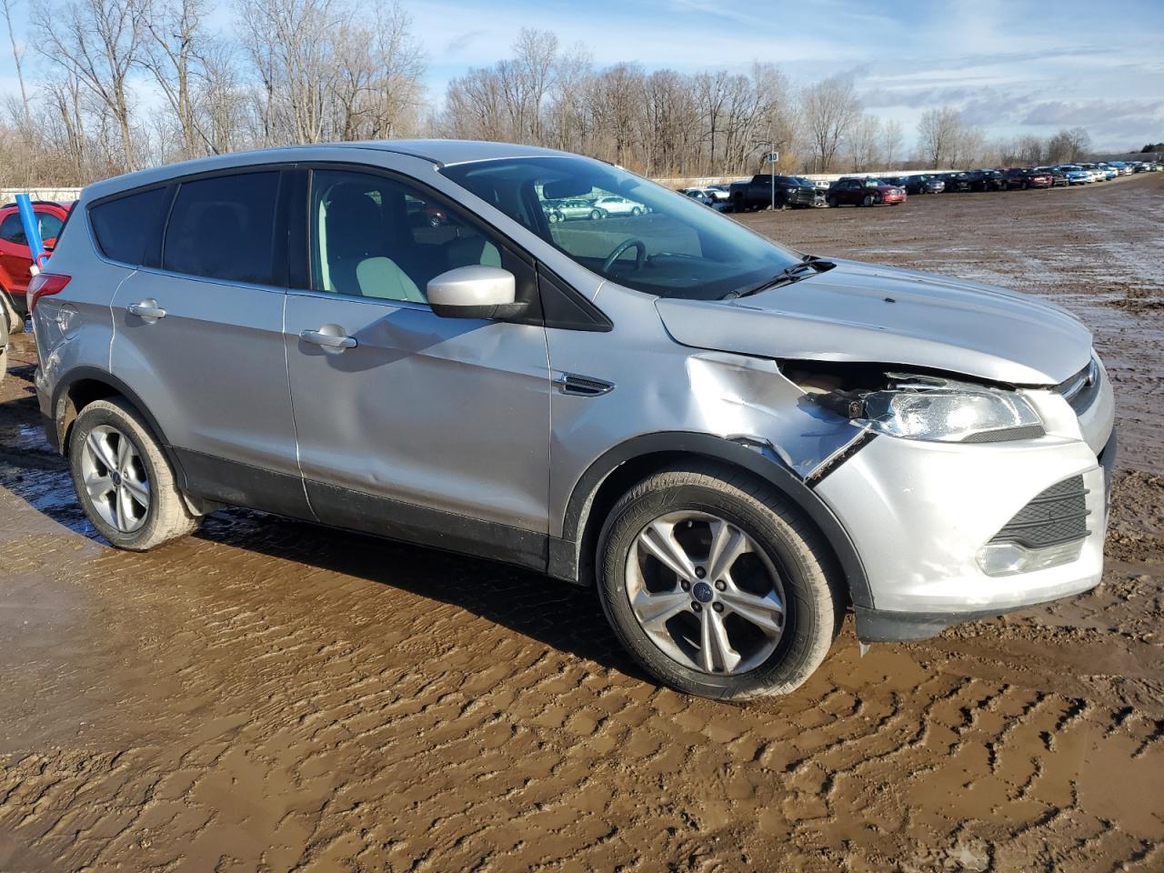 2015 FORD ESCAPE SE - Image 4
