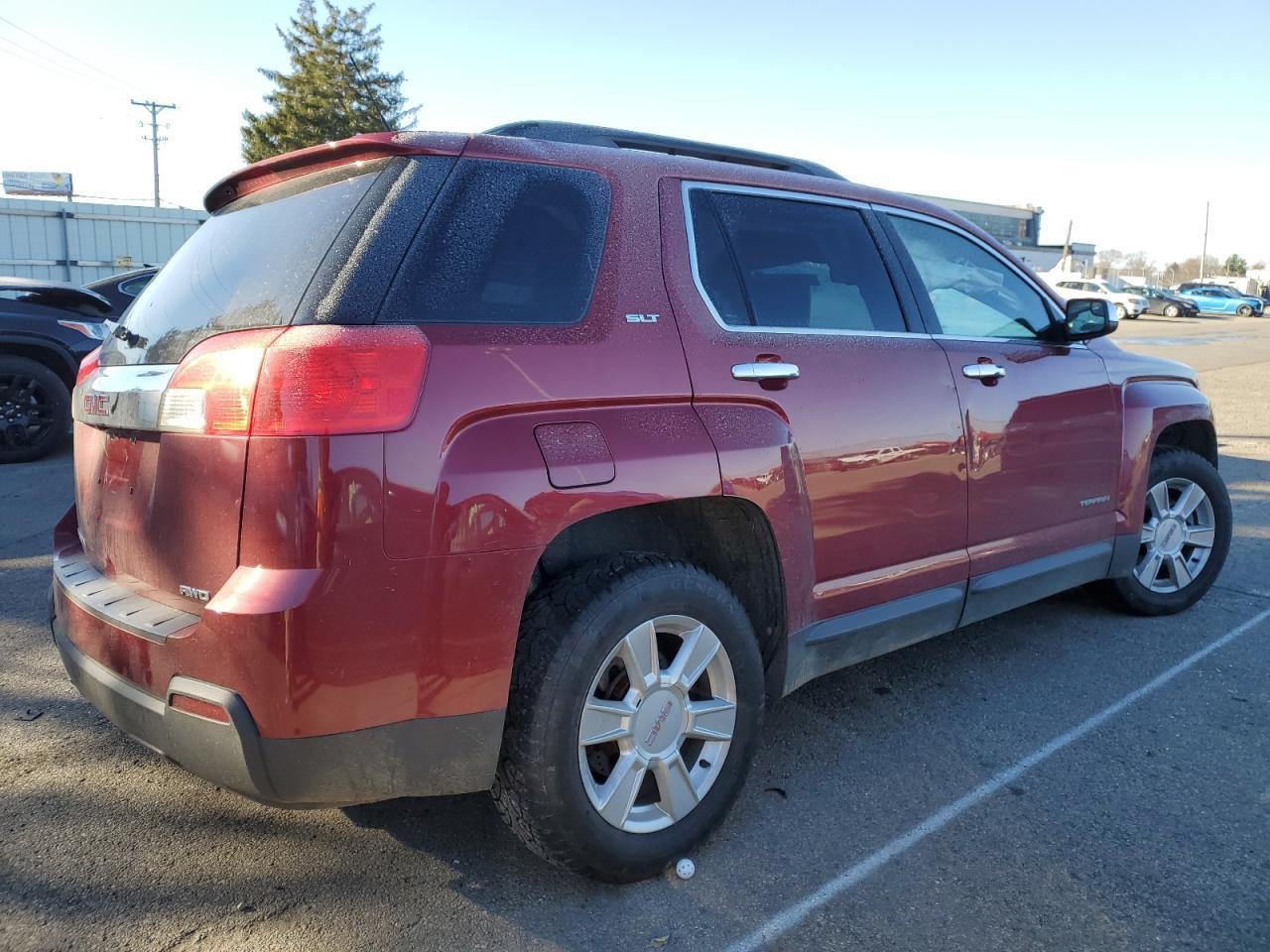 2012 GMC TERRAIN SL - Image 3