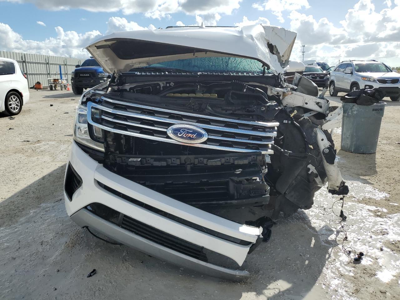 2019 FORD EXPEDITION - Фото 5