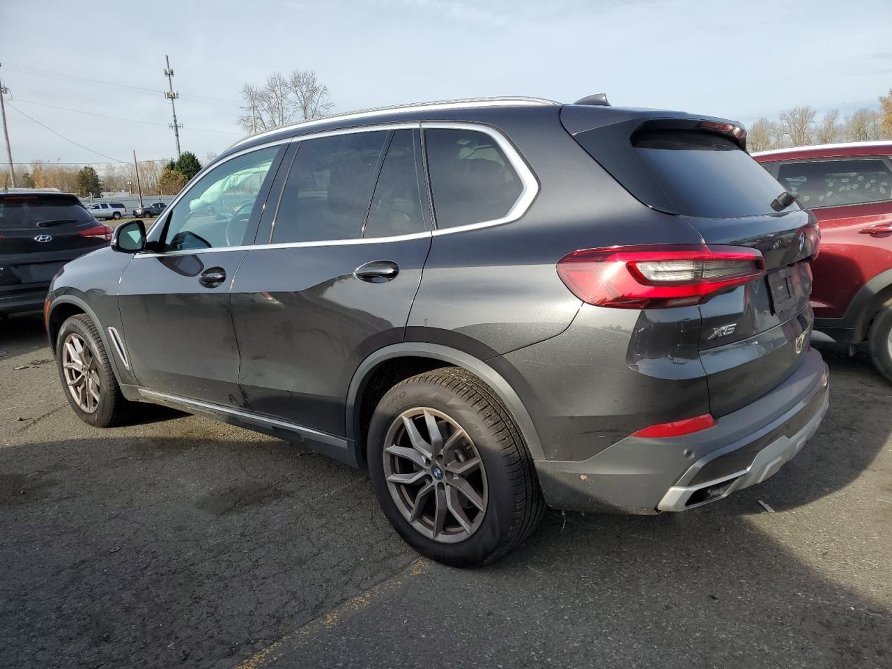 2022 BMW X5 XDRIVE4 - Фото 2