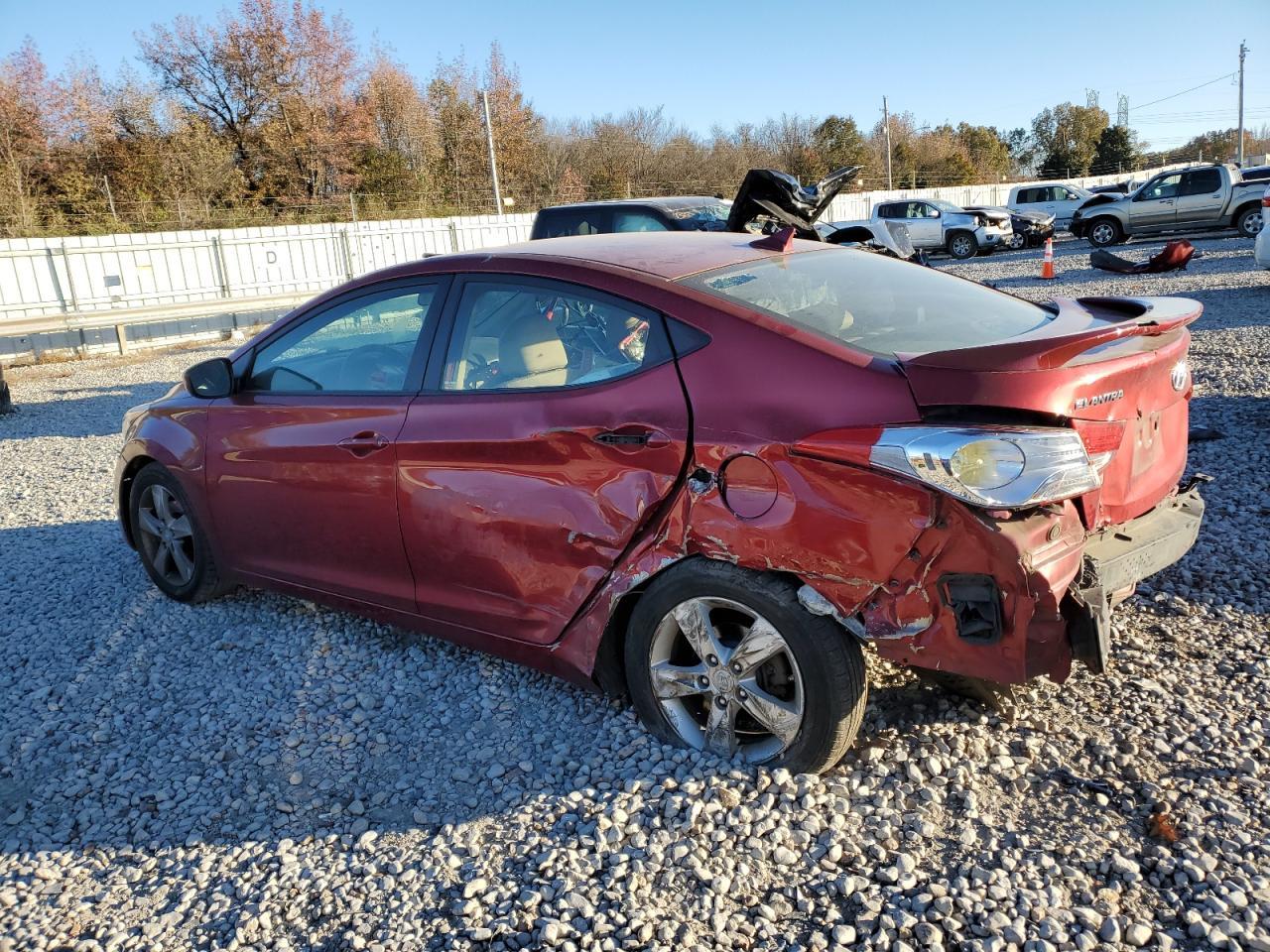 2013 HYUNDAI ELANTRA GL - Image 2