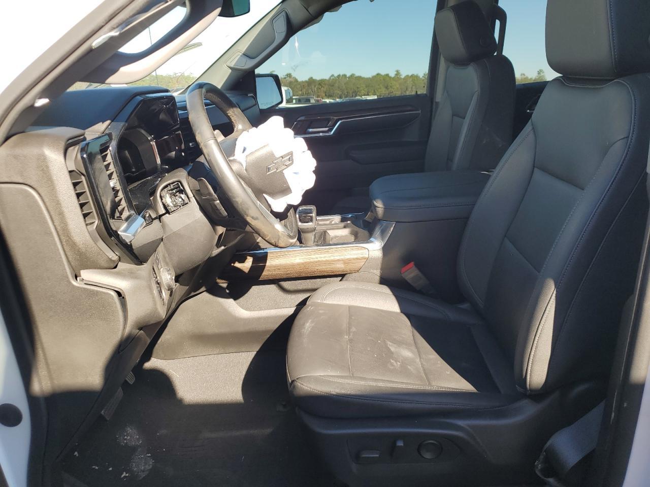 2023 CHEVROLET SILVERADO - Image 7