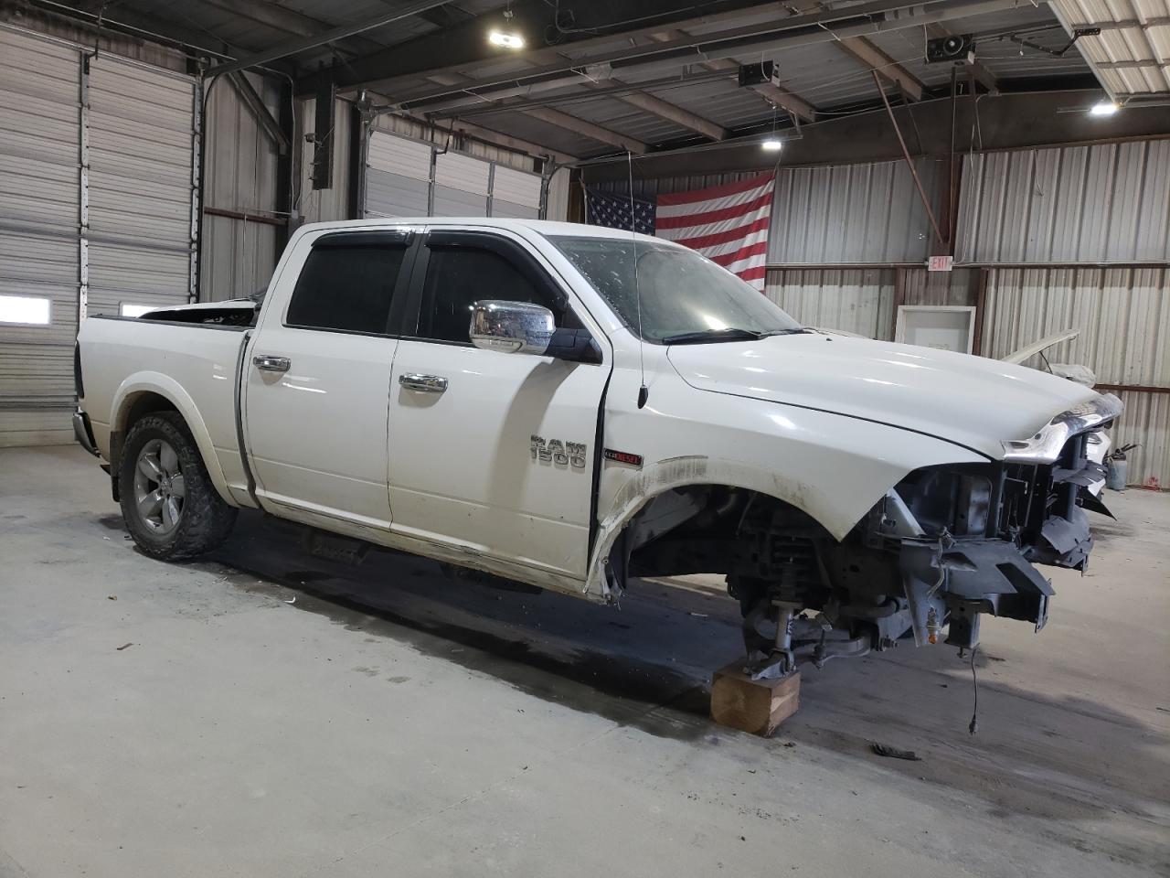2015 RAM 1500 SLT - Image 4