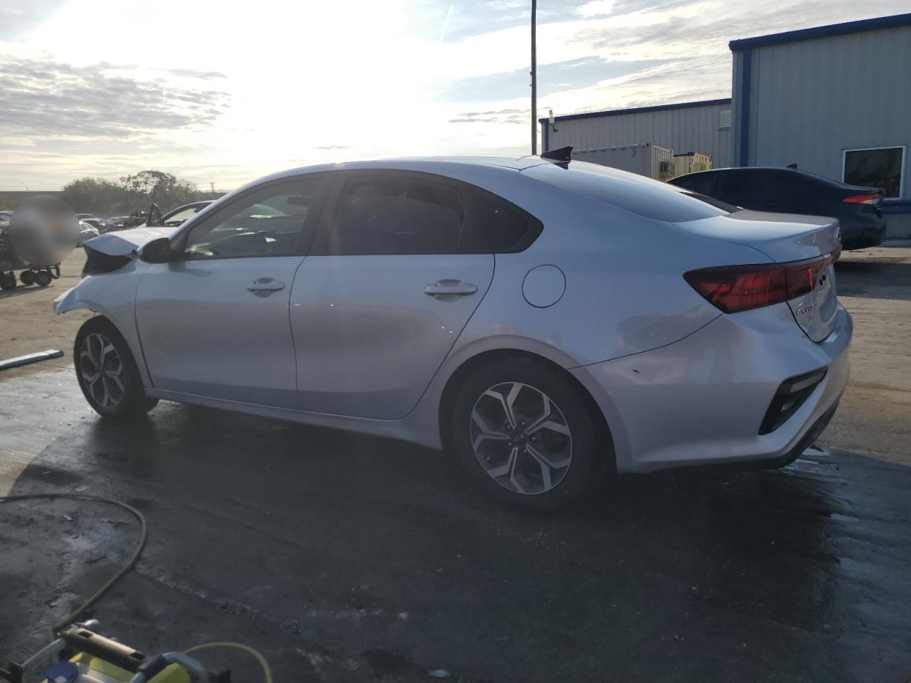 2021 KIA FORTE FE - Image 2