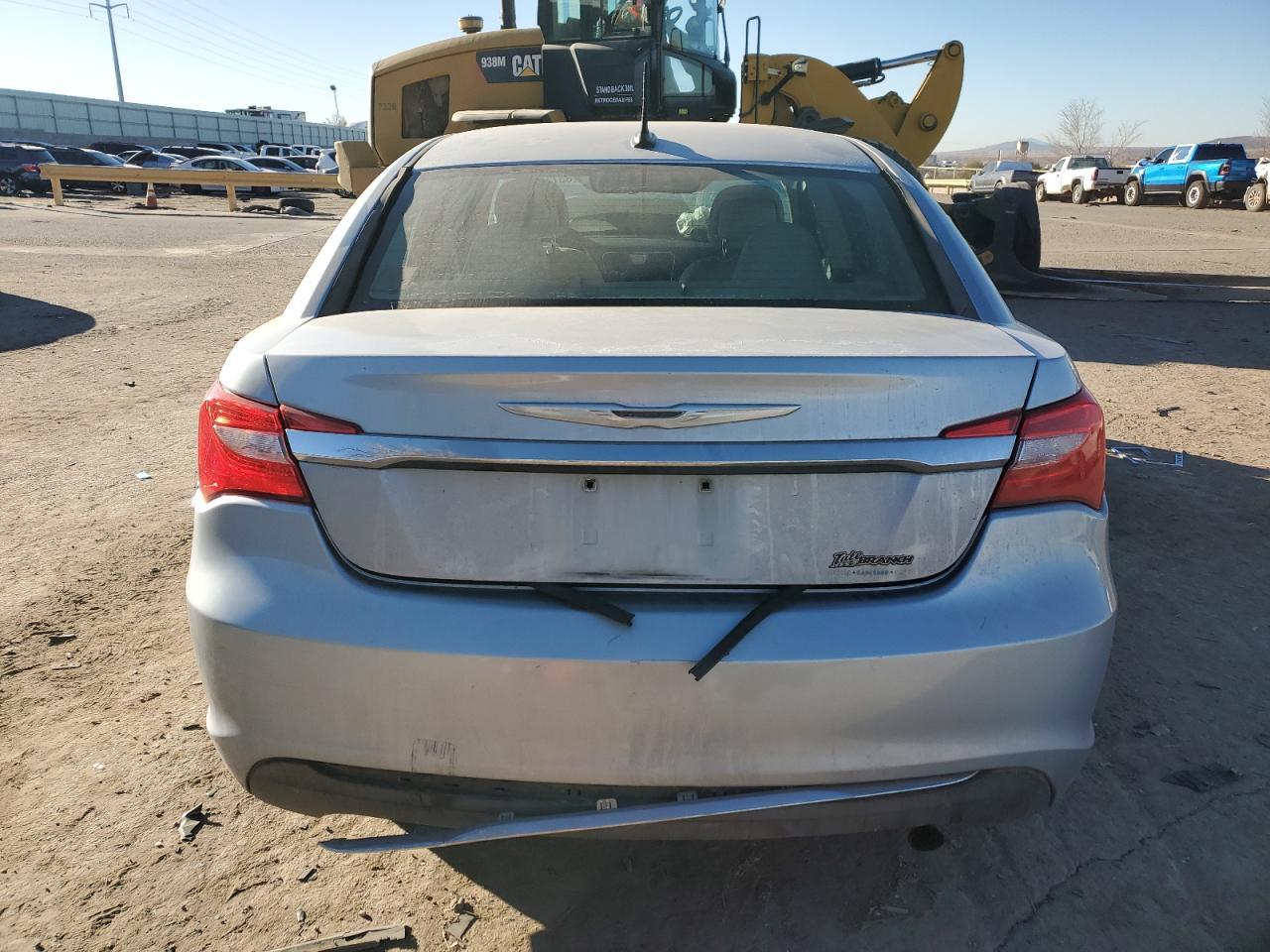 2013 CHRYSLER 200 LX - Фото 6