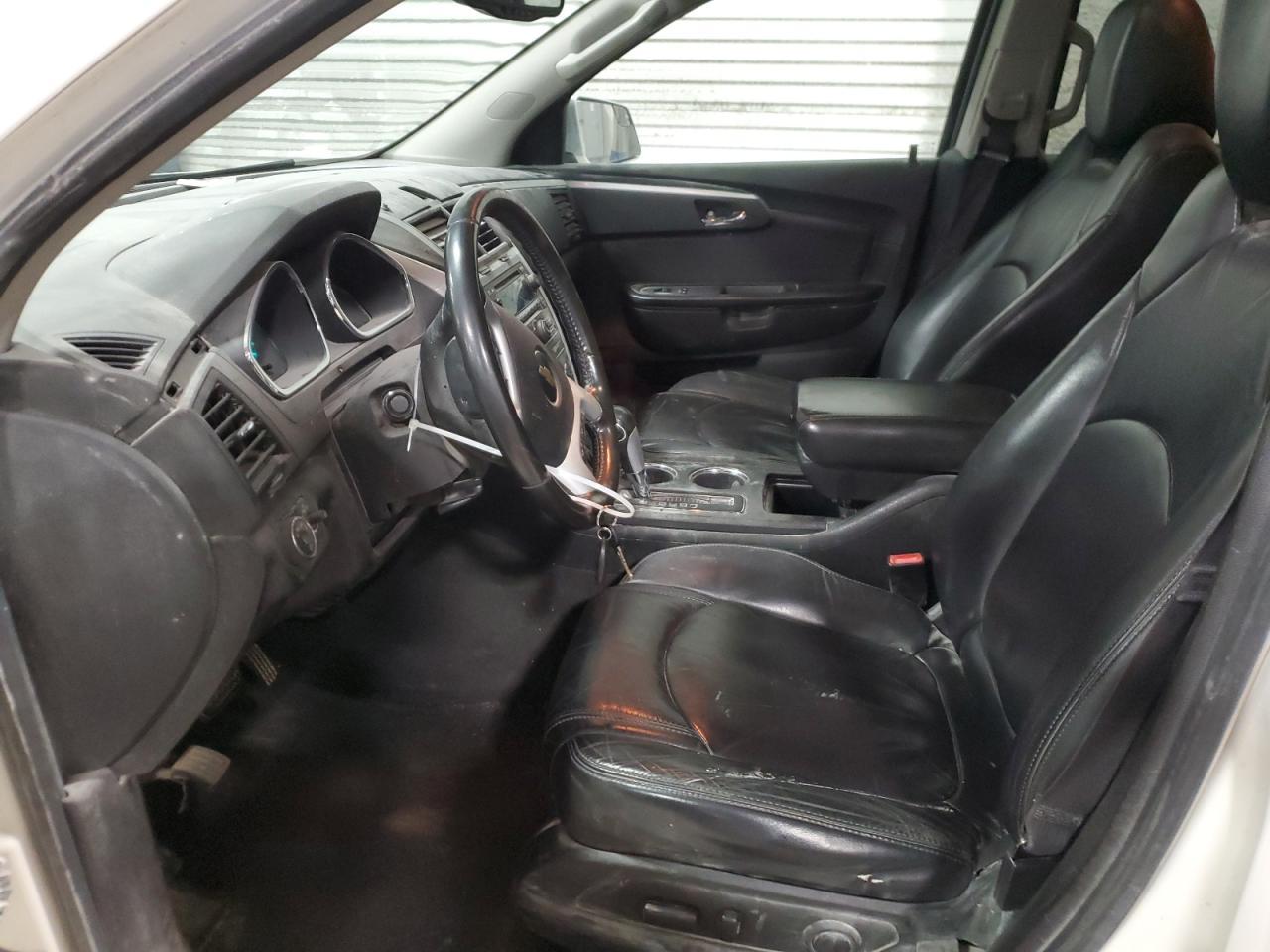 2012 CHEVROLET TRAVERSE L - Фото 7