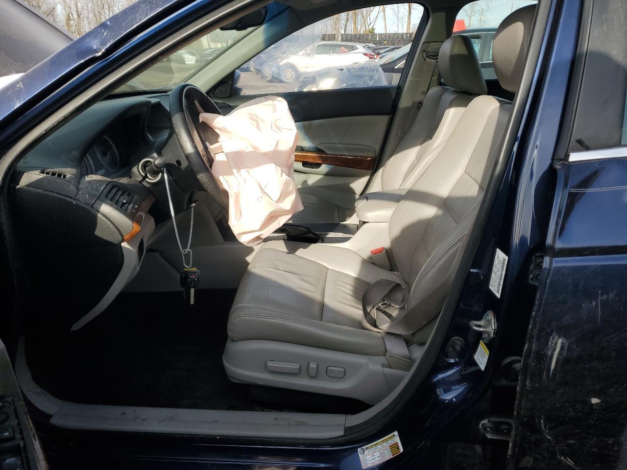 2012 HONDA ACCORD EXL - Image 7