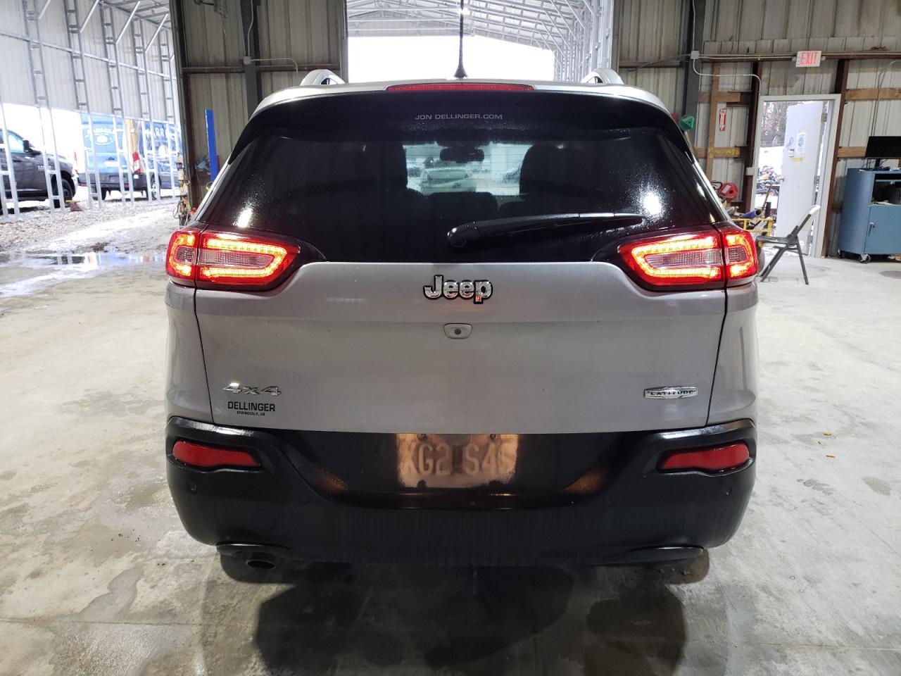 2017 JEEP CHEROKEE L - Image 6