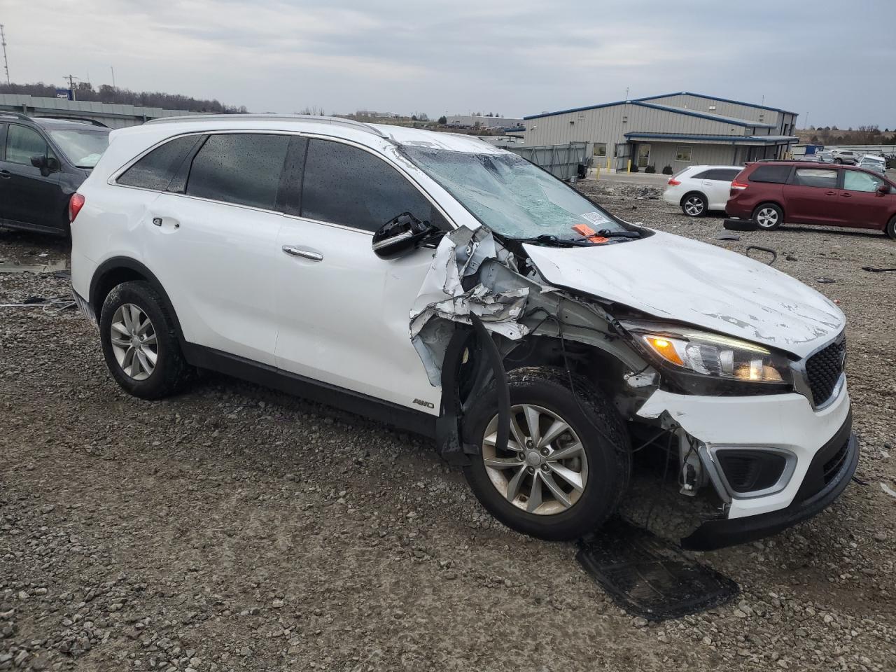 2017 KIA SORENTO LX - Фото 4