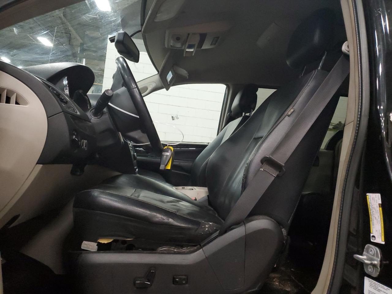 2014 CHRYSLER TOWN & COU - Фото 7