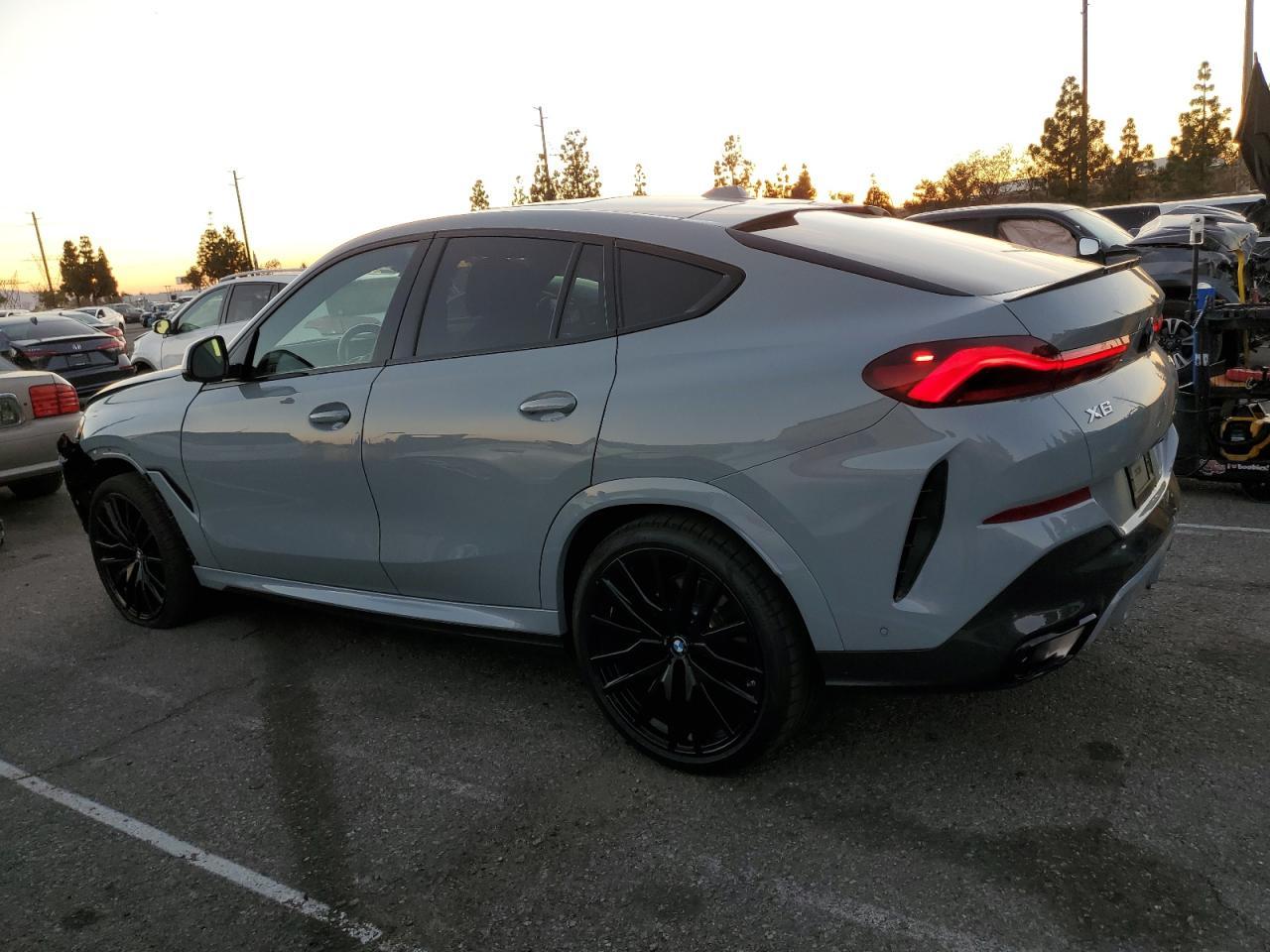 2024 BMW X6 XDRIVE4 - Фото 2