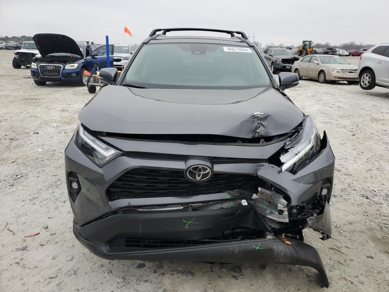 2024 TOYOTA RAV4 XLE P - Image 5
