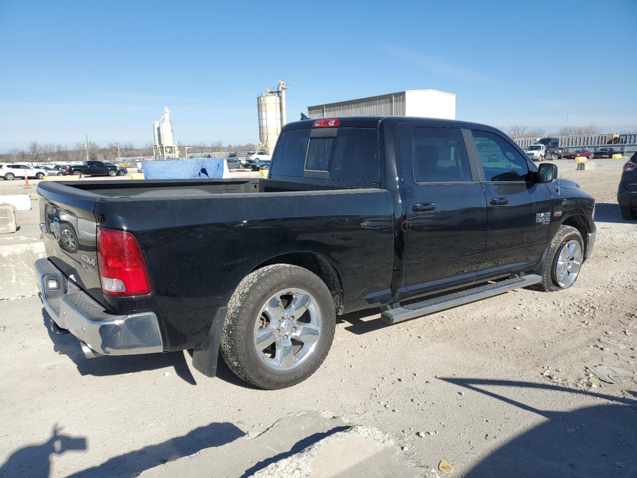 2019 RAM 1500 CLASS - Фото 3