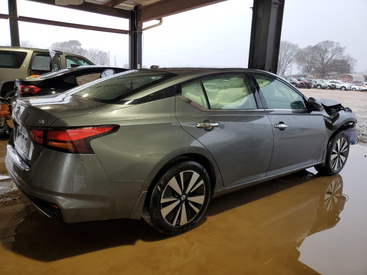 2020 NISSAN ALTIMA SV - Фото 3
