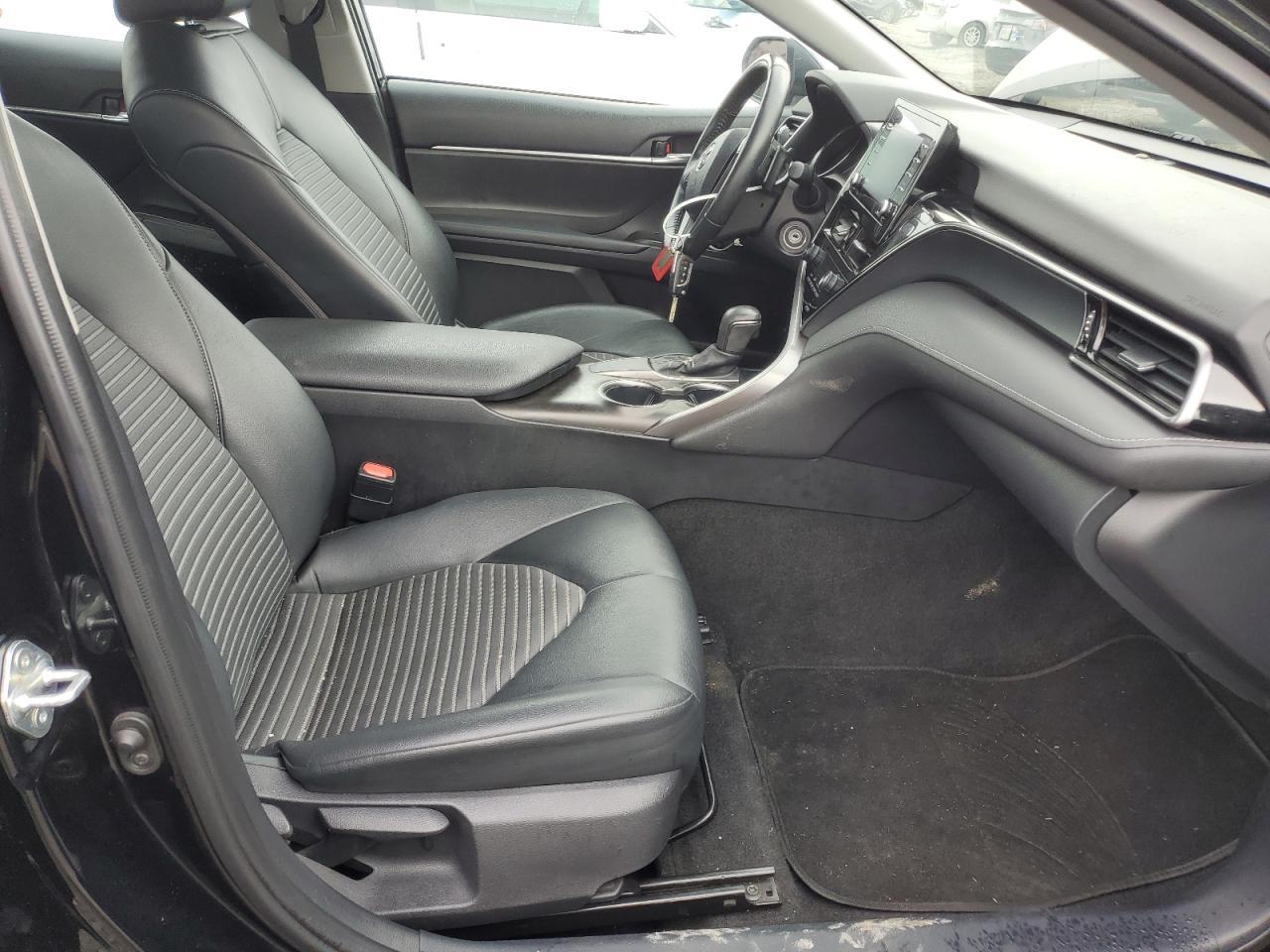 2021 TOYOTA CAMRY SE - Image 7