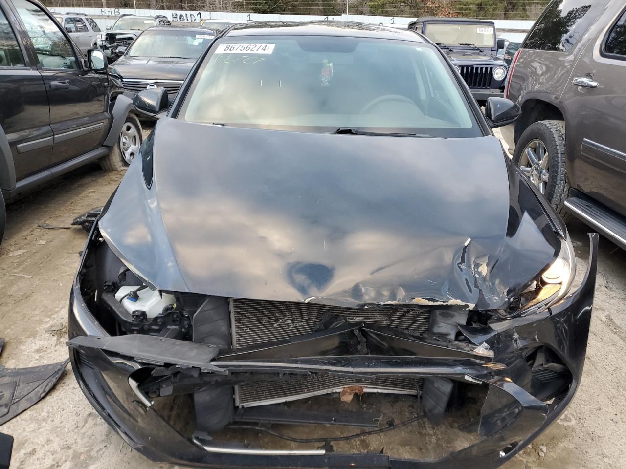2018 HYUNDAI ELANTRA SE - Фото 5
