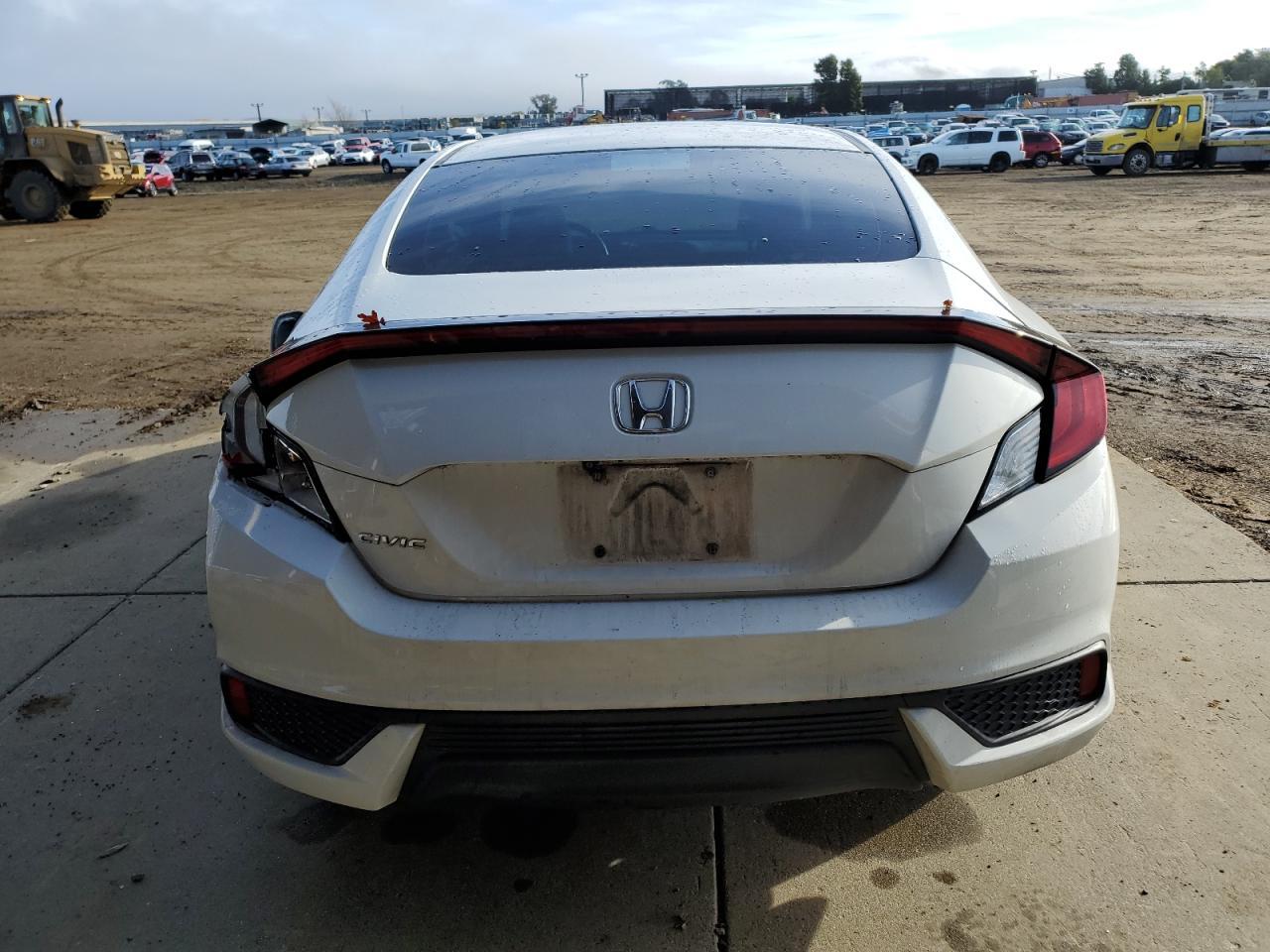 2017 HONDA CIVIC LX - Фото 6