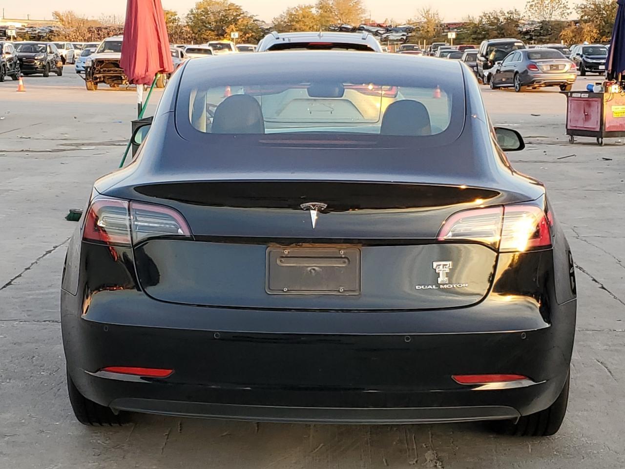 2021 TESLA MODEL 3 - Фото 6