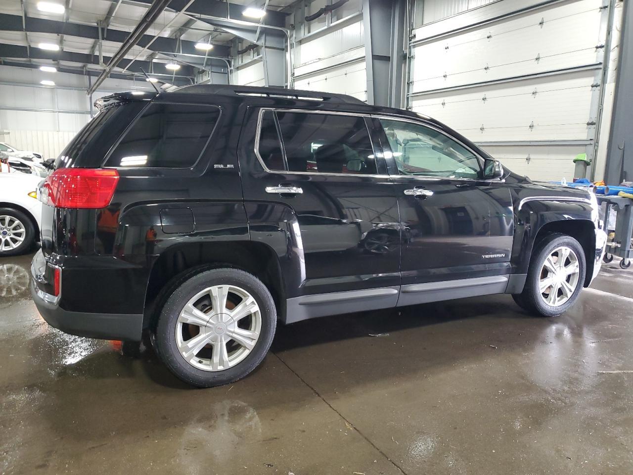 2016 GMC TERRAIN SL - Фото 3