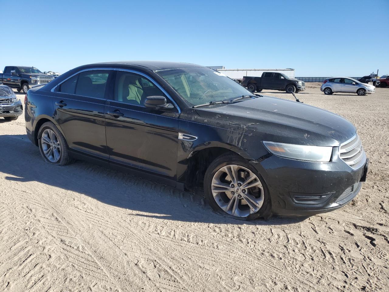 2014 FORD TAURUS SEL - Image 4