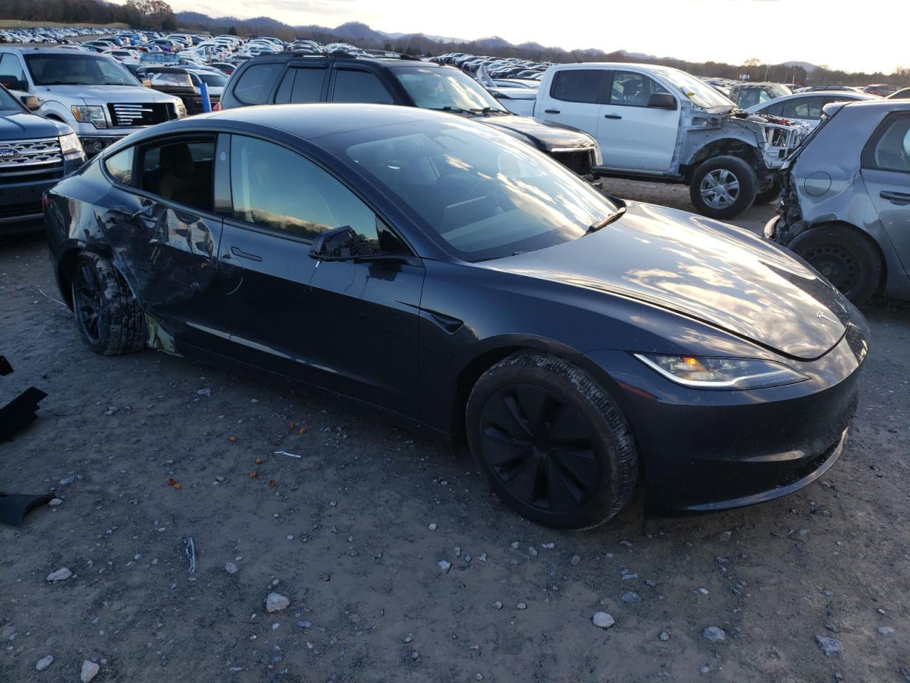 2024 TESLA MODEL 3 - Image 4