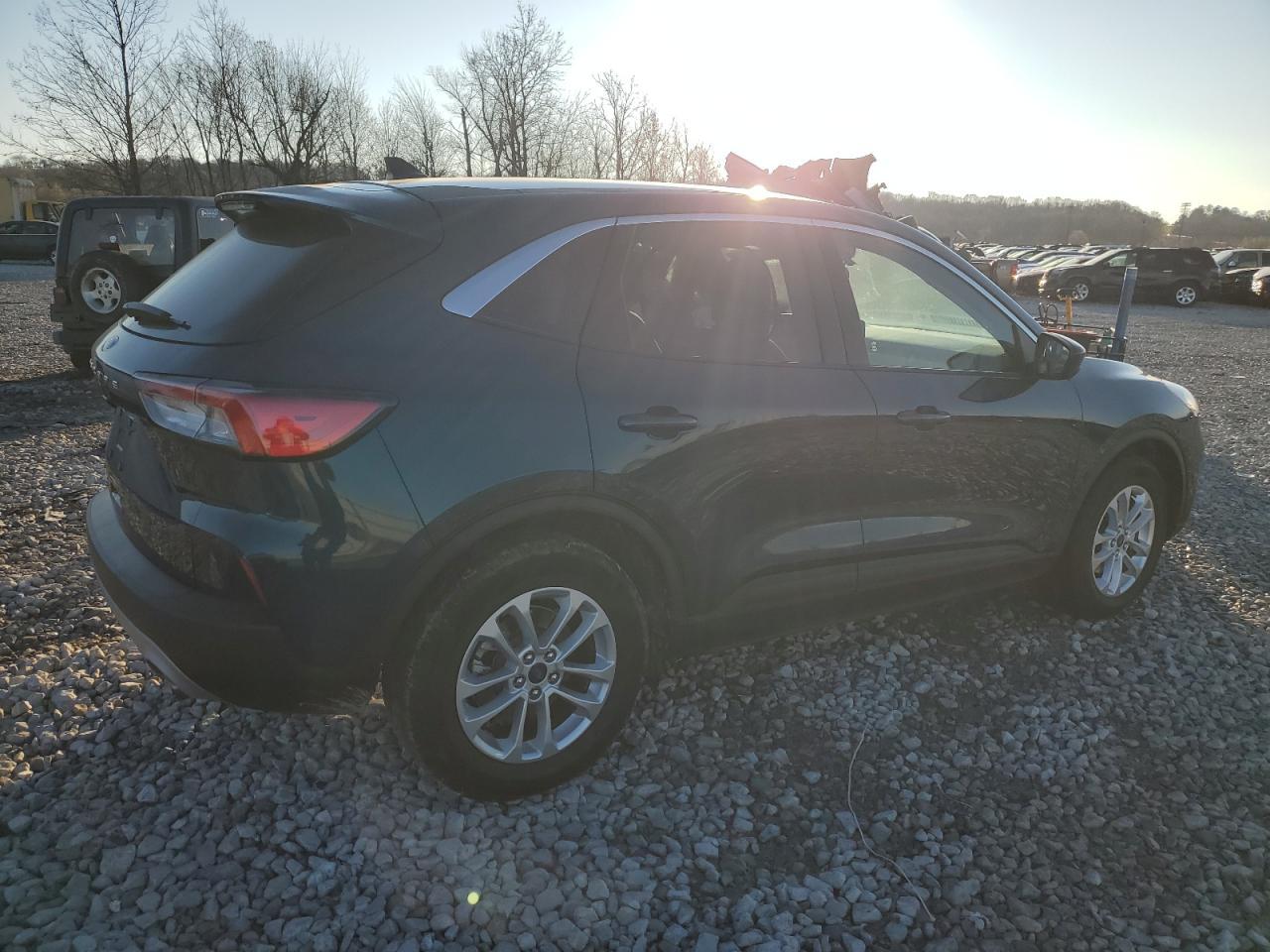 2020 FORD ESCAPE SE - Image 3