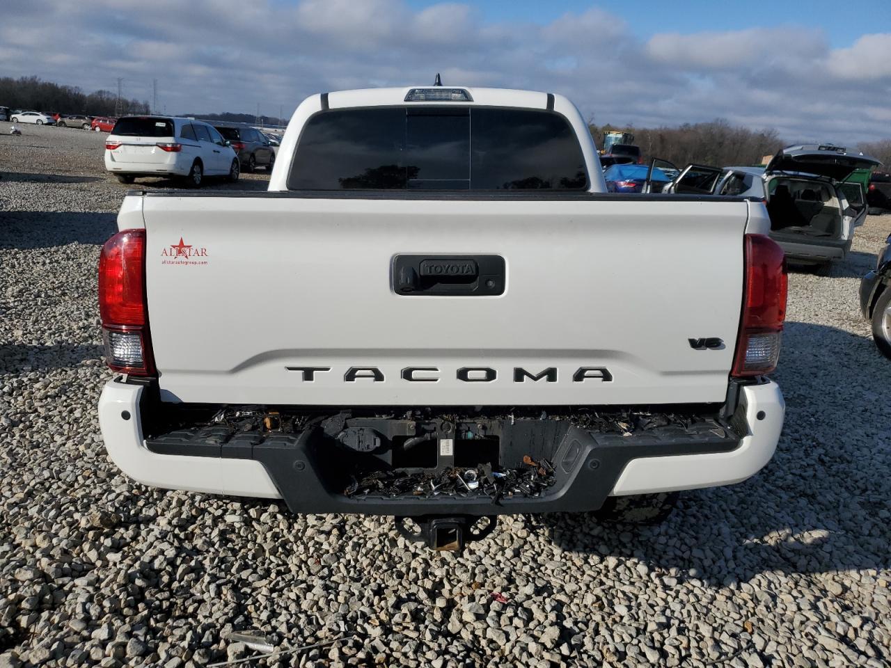 2018 TOYOTA TACOMA DOU - Фото 6