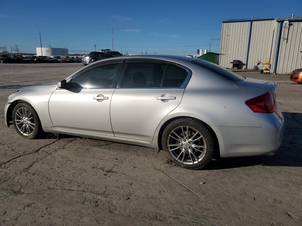 2012 INFINITI G37 BASE - Image 2