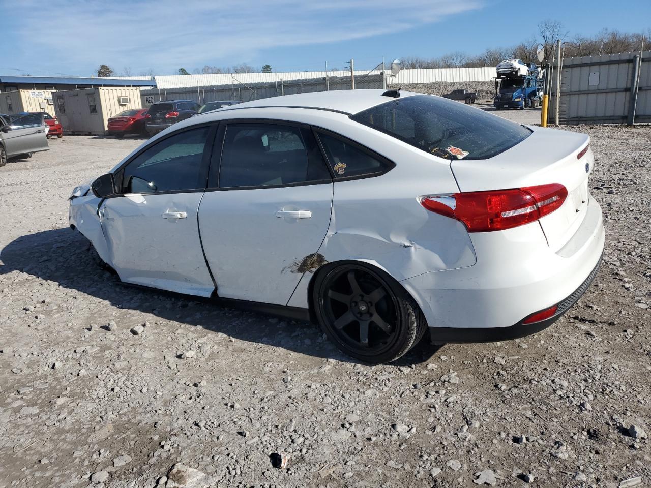 2016 FORD FOCUS SE - Image 2