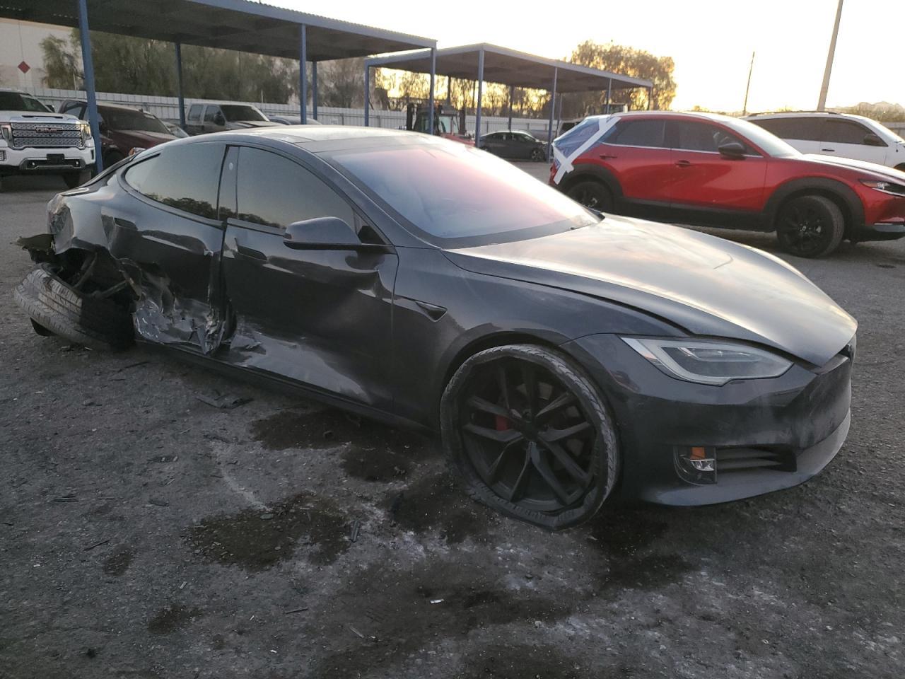2017 TESLA MODEL S - Фото 4