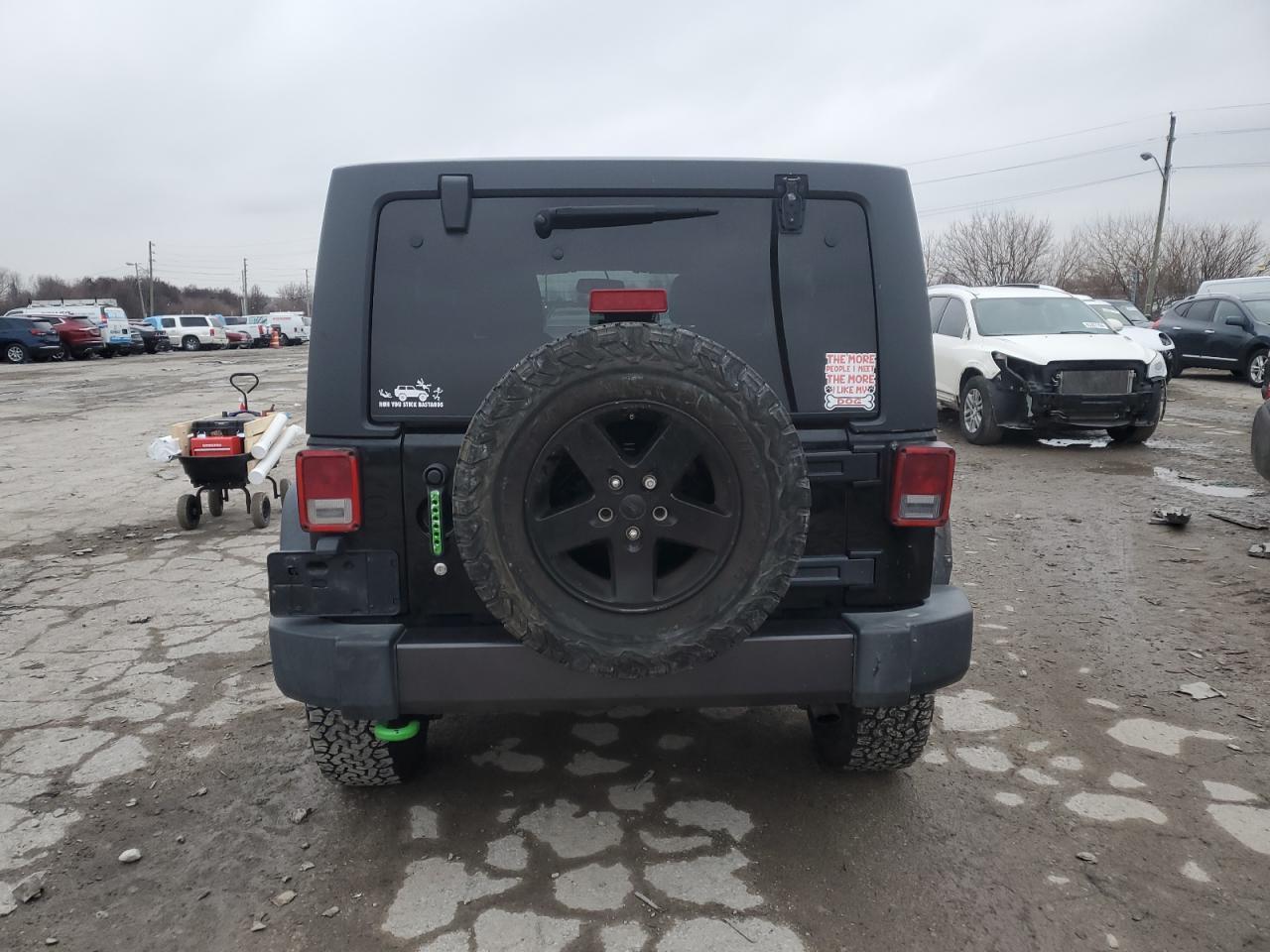 2017 JEEP WRANGLER U - Image 6