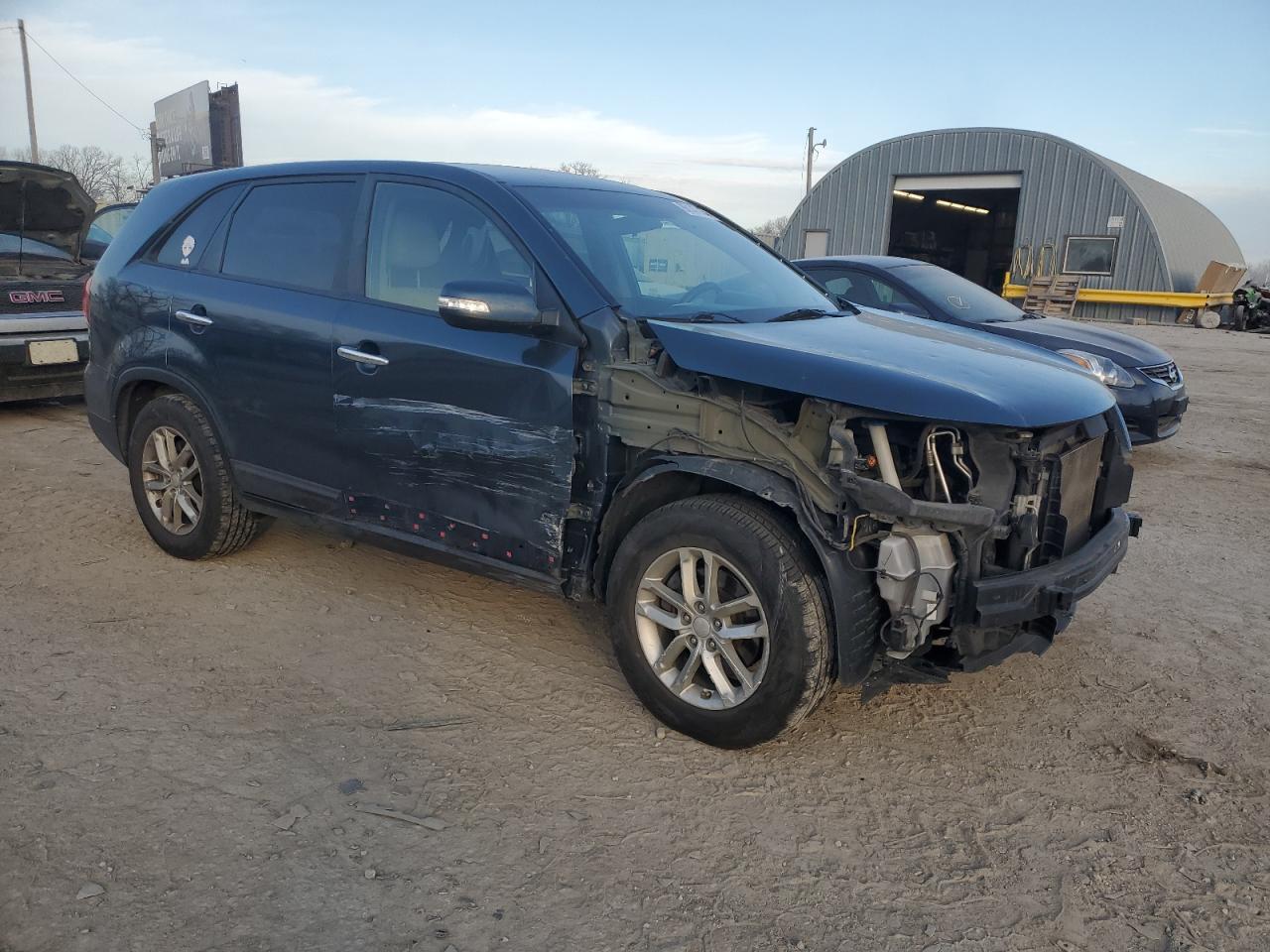 2014 KIA SORENTO LX - Фото 4