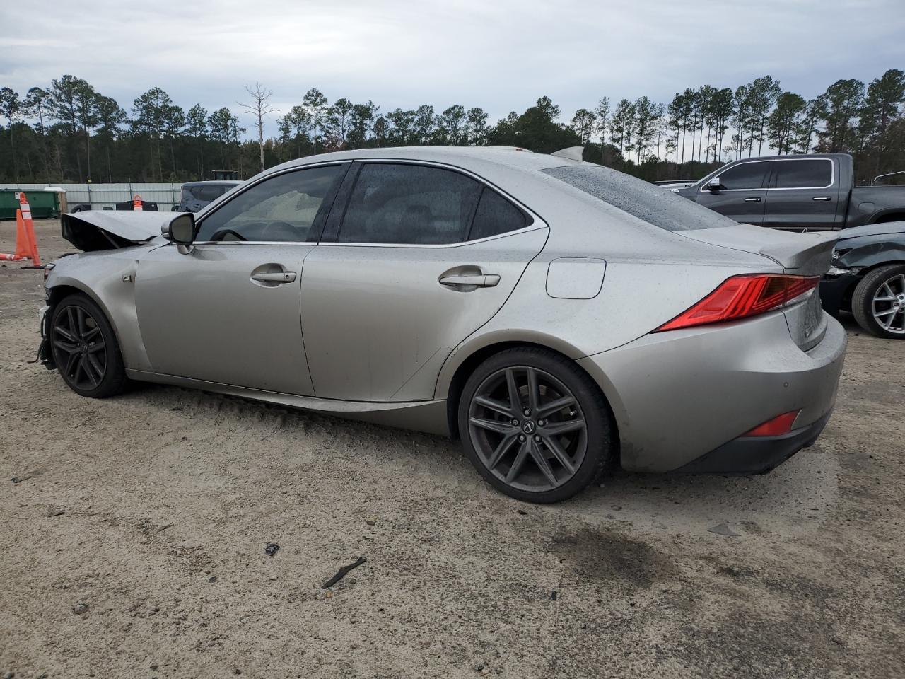 2018 LEXUS IS 300 - Image 2
