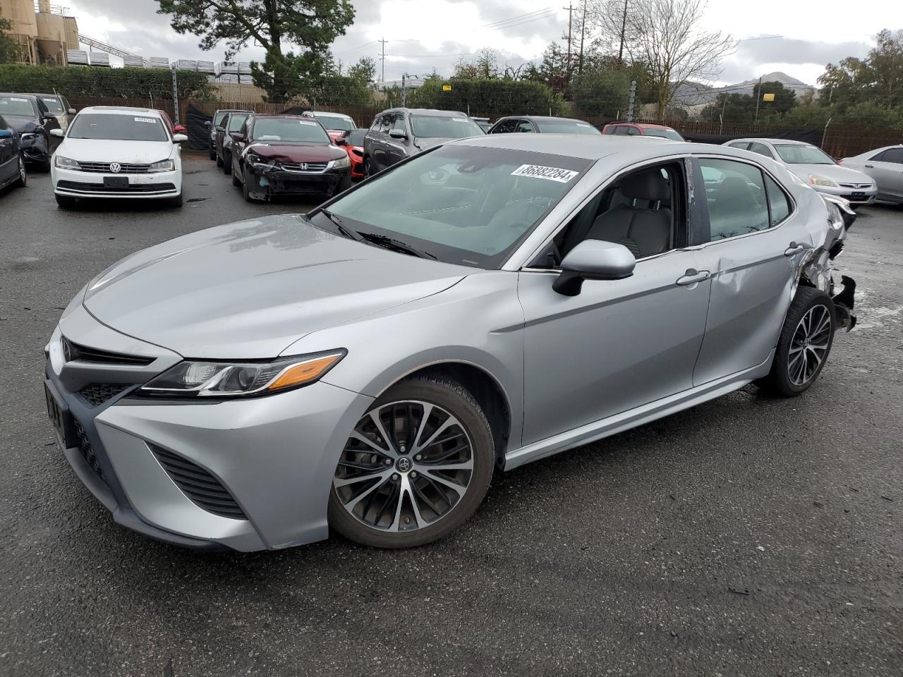 2018 TOYOTA CAMRY L car image