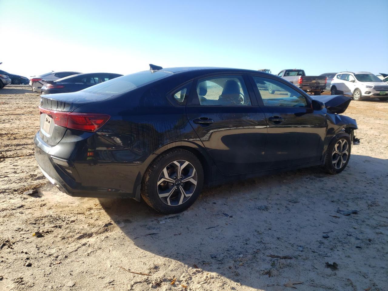 2021 KIA FORTE FE - Image 3