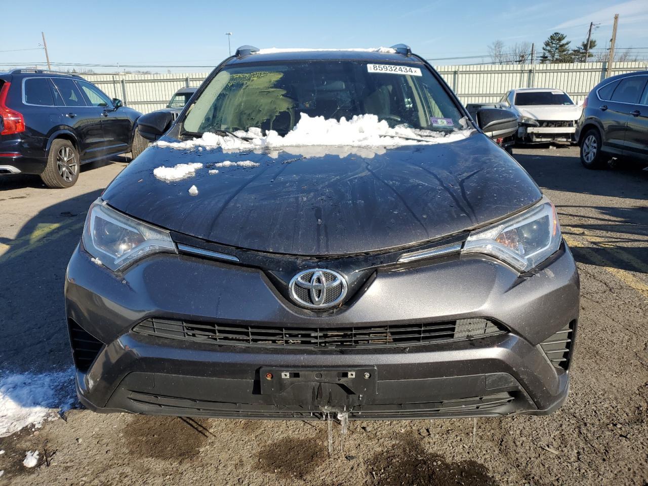 2016 TOYOTA RAV4 LE - Image 5