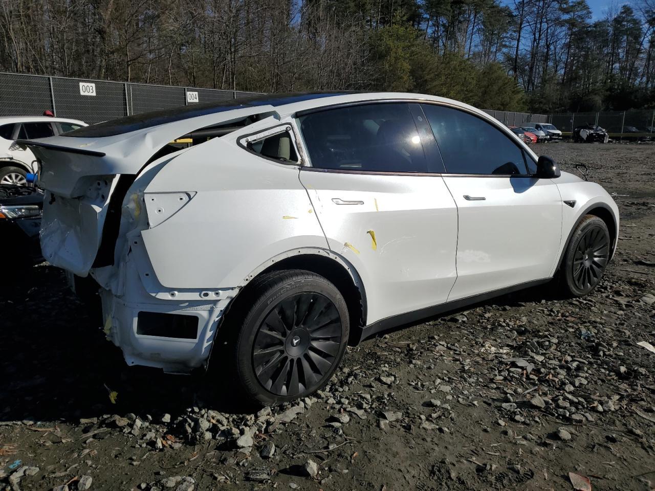 2023 TESLA MODEL Y - Фото 3