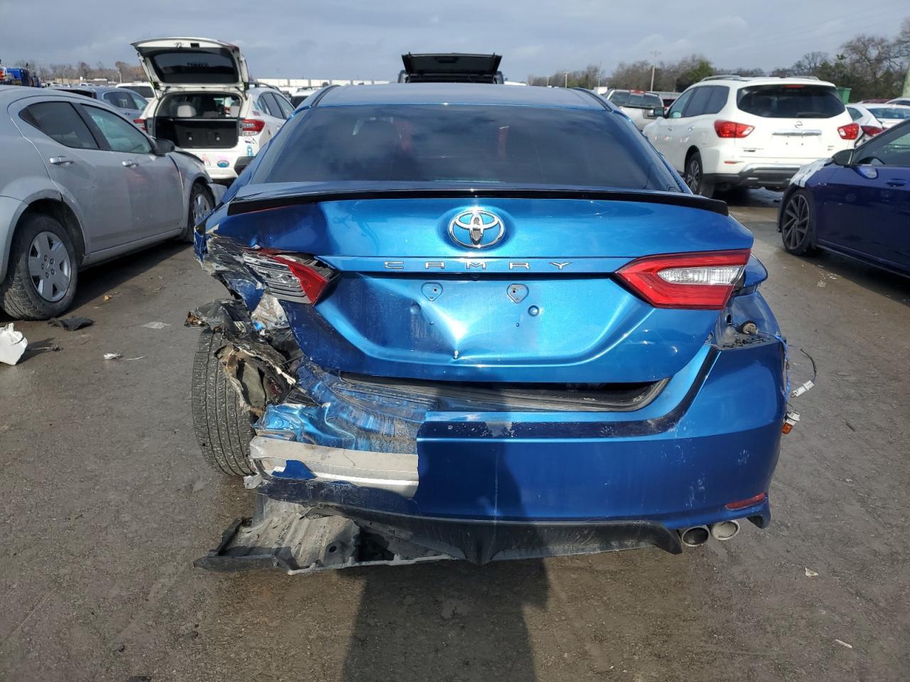 2018 TOYOTA CAMRY L - Image 6